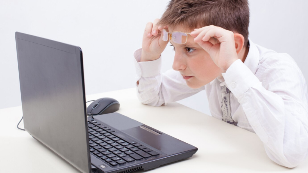 How Prolonged Screen Time Affects Our Eyes